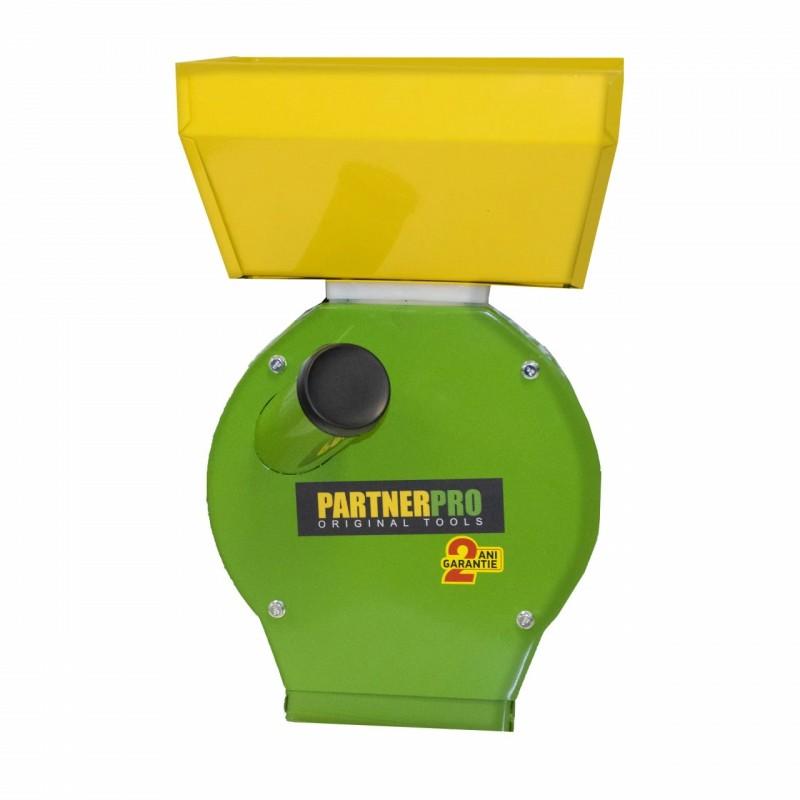Moară electrică PartnerPro PP3900 – 3900 W